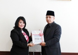 Penyerahan LHP LKPD Kota Padang Panjang TA 2014